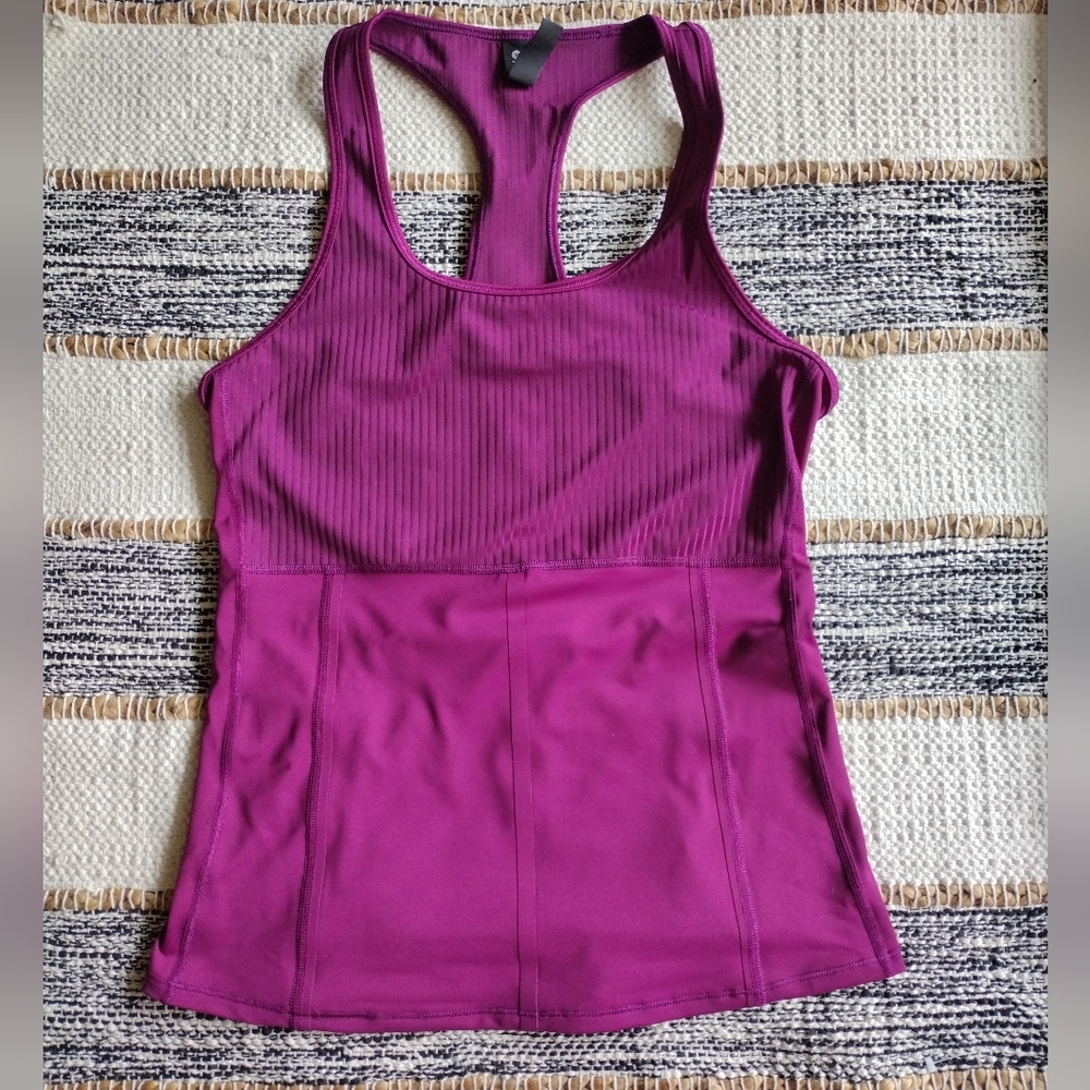 Athleta beautiful maroon top
